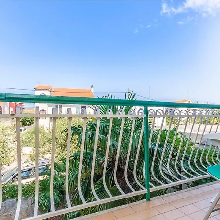 Dejana Gæstehus Vodice