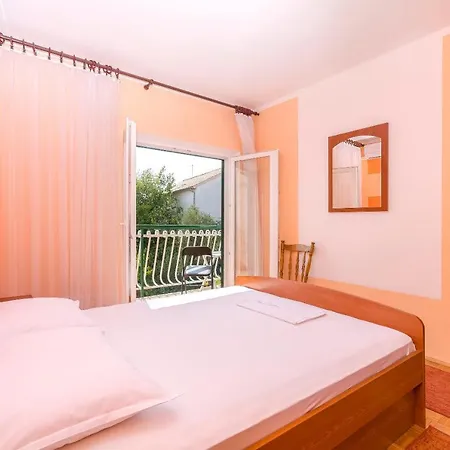 Gostinjska kuća Dejana Vodice