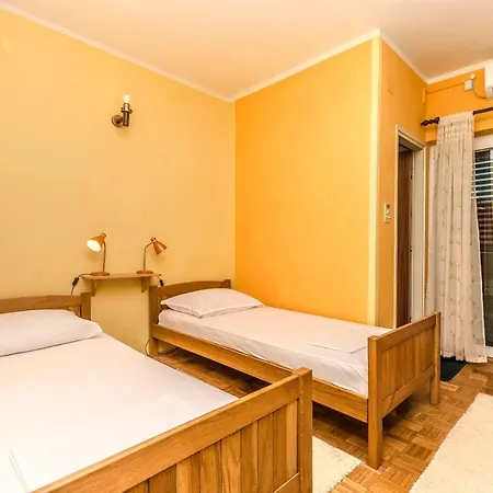 Dejana Gasthof Vodice