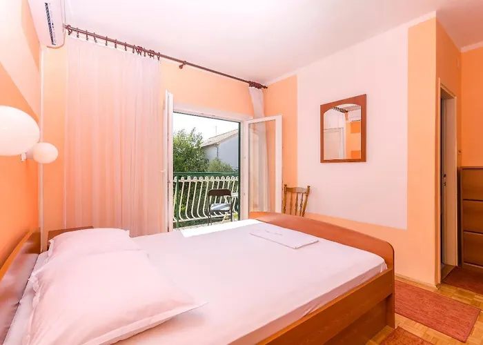 Pensión Dejana Vodice